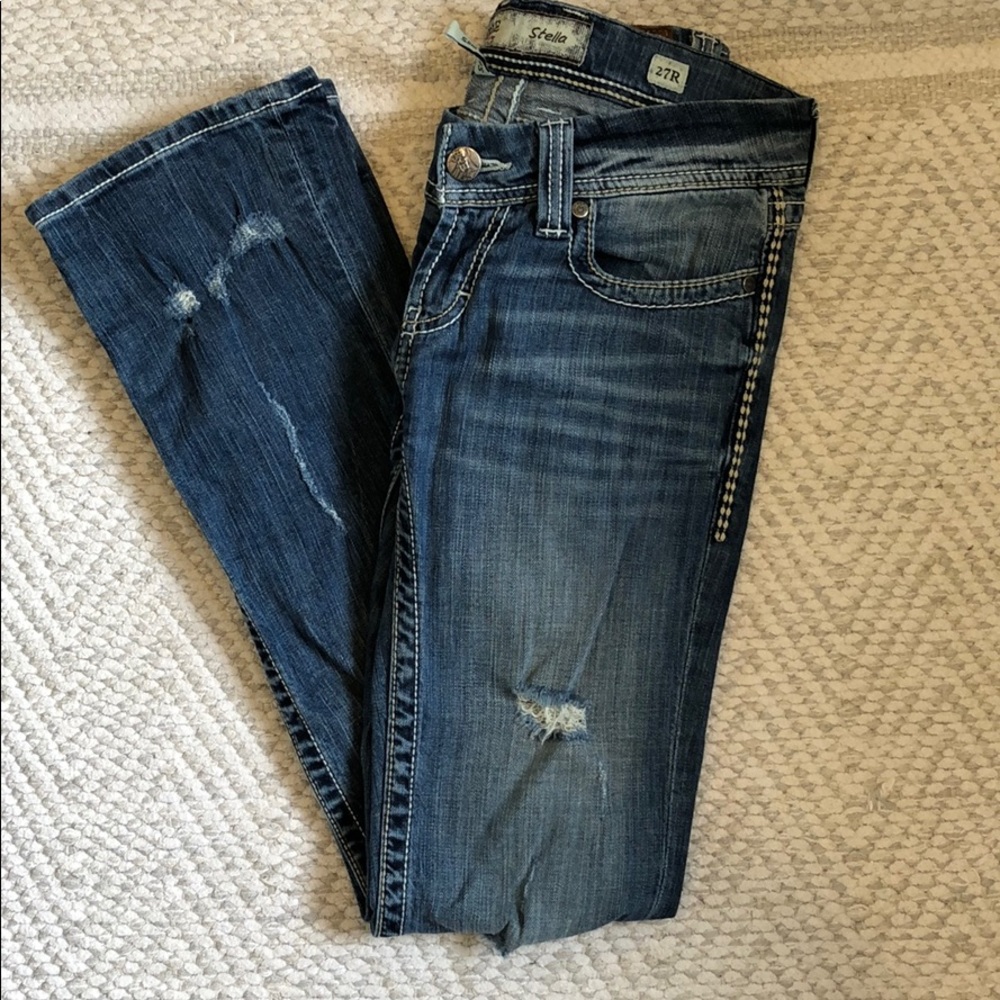 ❤️SOLD❤️ BKE Distressed Jeans